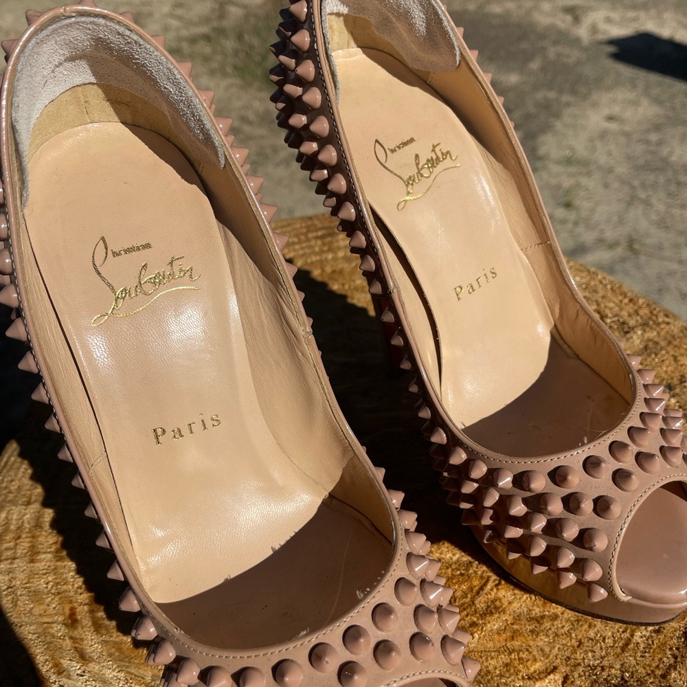 Christian Louboutin Studded Tan Heels - Picture 3 of 11